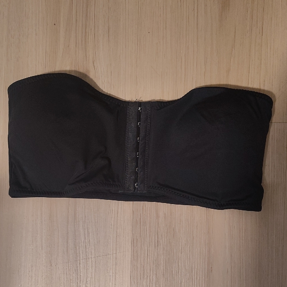 Black Strapless Bandeau Top (FREE ITEM WITH PURCHASE!)